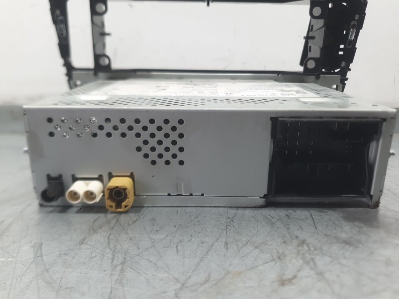 Recambio de sistema audio / radio para volkswagen up! (121, 122, bl1, bl2, bl3, 123) e-up referencia OEM IAM 1S0035869B  