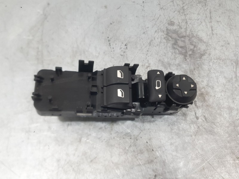 Recambio de mando elevalunas delantero izquierdo para citroën c3 ii (sc_) 1.0 vti 68 referencia OEM IAM 98012275XT C/MANDO RETRO