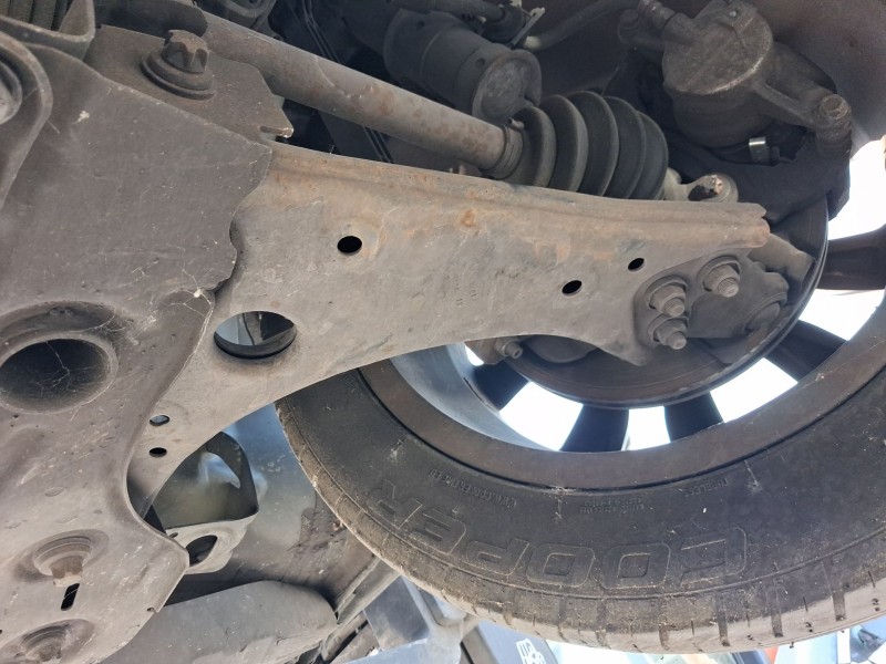 Recambio de brazo suspension inferior delantero izquierdo para fiat tipo station wagon (356_, 357_) 1.4 (356wxf1b) referencia OE