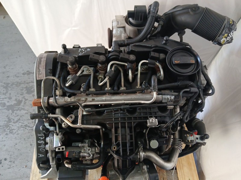 Recambio de motor completo para volkswagen polo v (6r1, 6c1) 1.6 tdi referencia OEM IAM CAYB 03L100090Q 