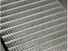 CONDENSADOR / RADIADOR AIRE ACONDICIONADO 52102801 