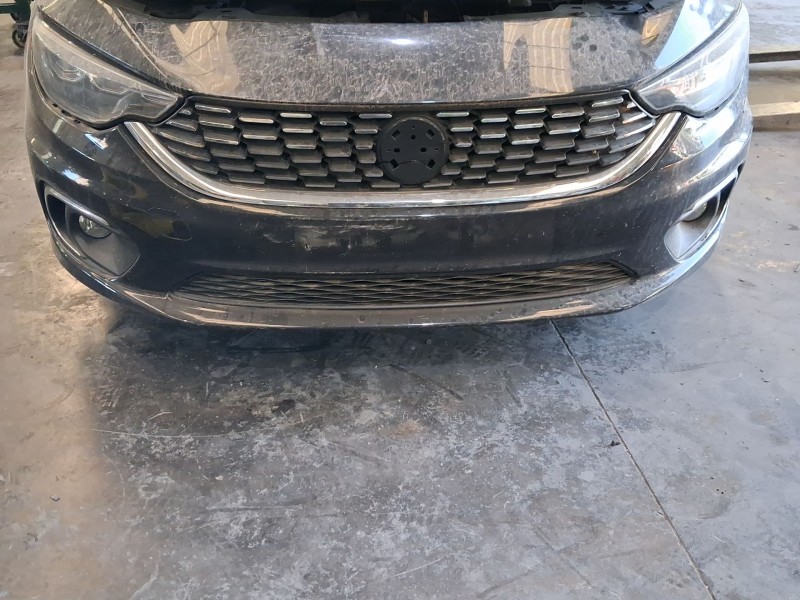 Recambio de paragolpes delantero para fiat tipo station wagon (356_, 357_) 1.4 (356wxf1b) referencia OEM IAM 735686435  