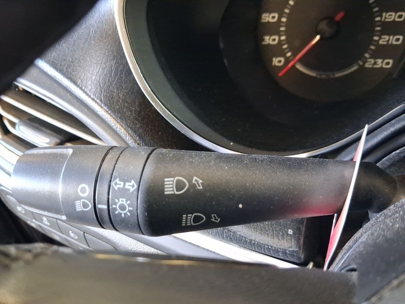 Recambio de mando luces y limpia para fiat tipo station wagon (356_, 357_) 1.4 (356wxf1b) referencia OEM IAM 735752435  