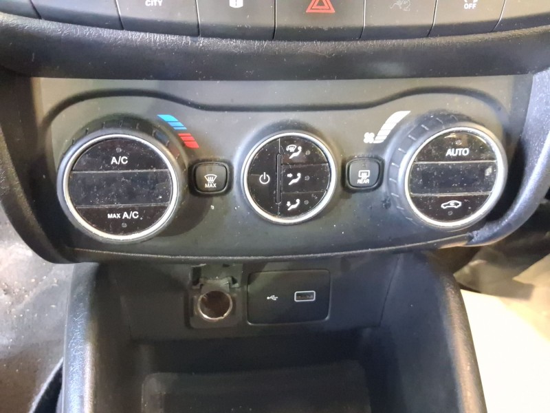 Recambio de mando climatizador para fiat tipo station wagon (356_, 357_) 1.4 (356wxf1b) referencia OEM IAM   