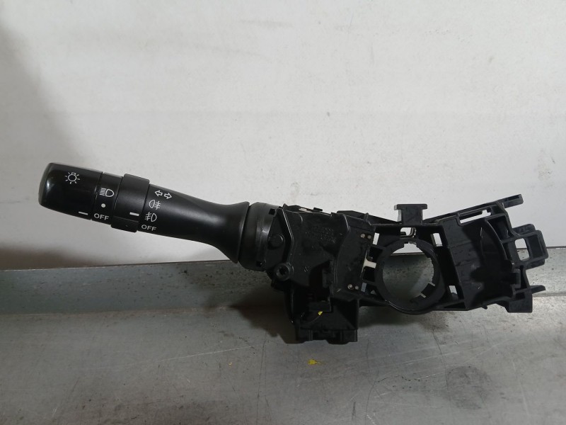 Recambio de mando luces para toyota yaris (ksp9/scp9/nlp9) blue referencia OEM IAM 841400D081  846520D030