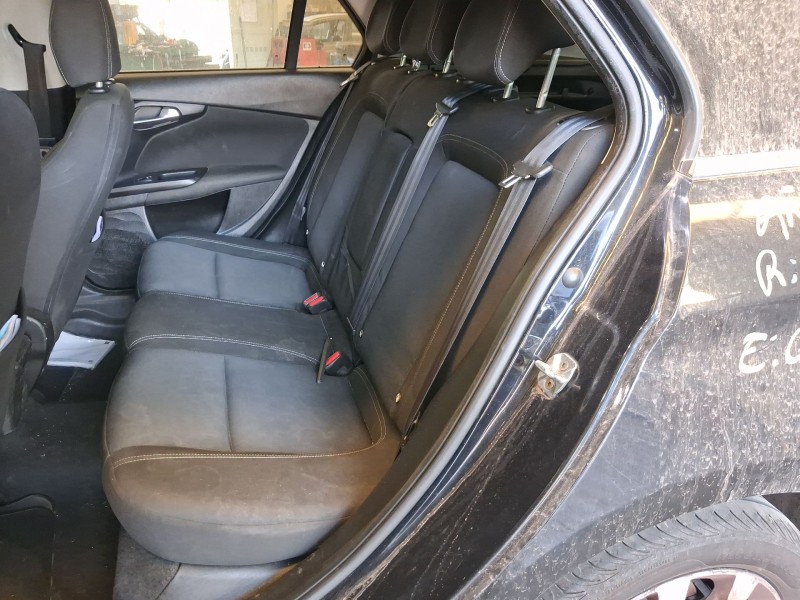 Recambio de asientos traseros para fiat tipo station wagon (356_, 357_) 1.4 lpg (356wxf1b) referencia OEM IAM   
