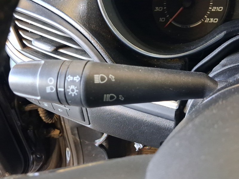 Recambio de mando luces y limpia para fiat tipo station wagon (356_, 357_) 1.4 lpg (356wxf1b) referencia OEM IAM 735752435  