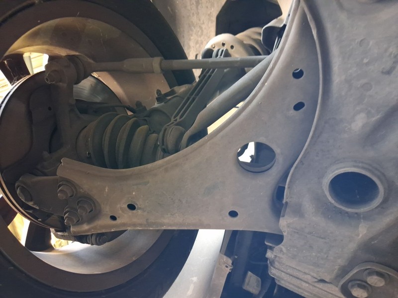 Recambio de brazo suspension inferior delantero izquierdo para fiat tipo station wagon (356_, 357_) 1.4 lpg (356wxf1b) referenci