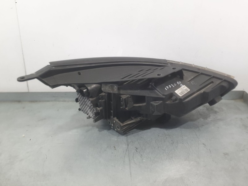 Recambio de faro izquierdo para hyundai i30 fastback (pde, pden) 1.0 t-gdi referencia OEM IAM 92101G4120  