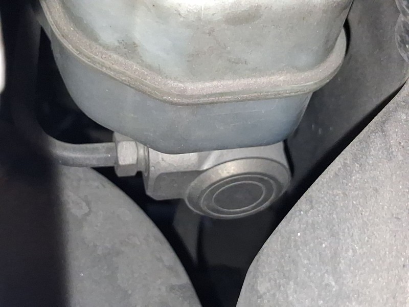 Recambio de bomba freno para volkswagen polo v (6r1, 6c1) 1.6 tdi referencia OEM IAM 6R1611019A  