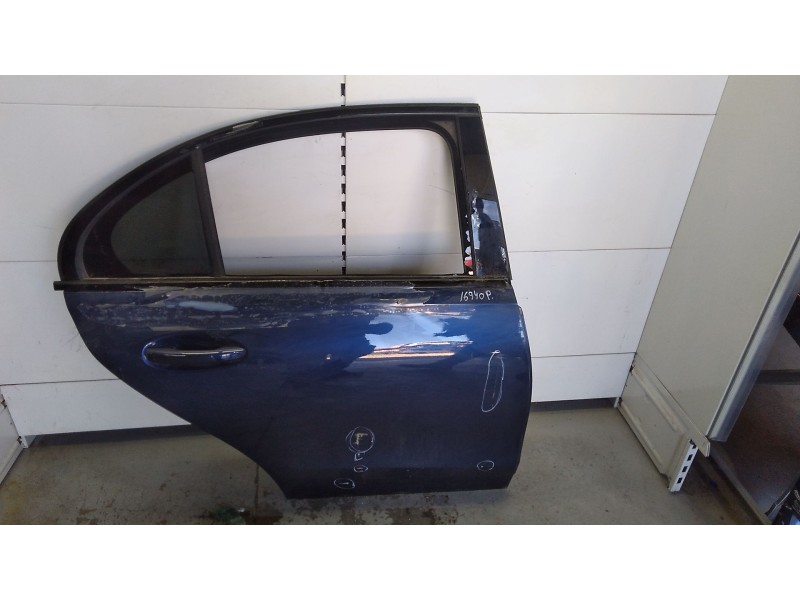 Recambio de puerta trasera derecha para mercedes-benz clase c (w206) c 300 de (206.208) referencia OEM IAM A2067327600  