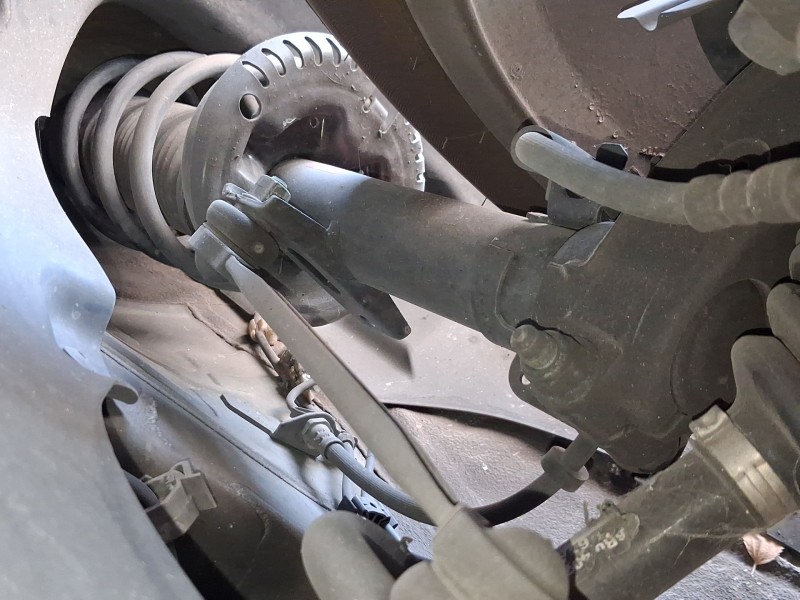 Recambio de amortiguador delantero izquierdo para volkswagen polo v (6r1, 6c1) 1.6 tdi referencia OEM IAM 6R0413031BL  