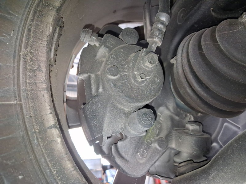 Recambio de pinza freno delantera derecha para volkswagen polo v (6r1, 6c1) 1.6 tdi referencia OEM IAM 1K0615124D  