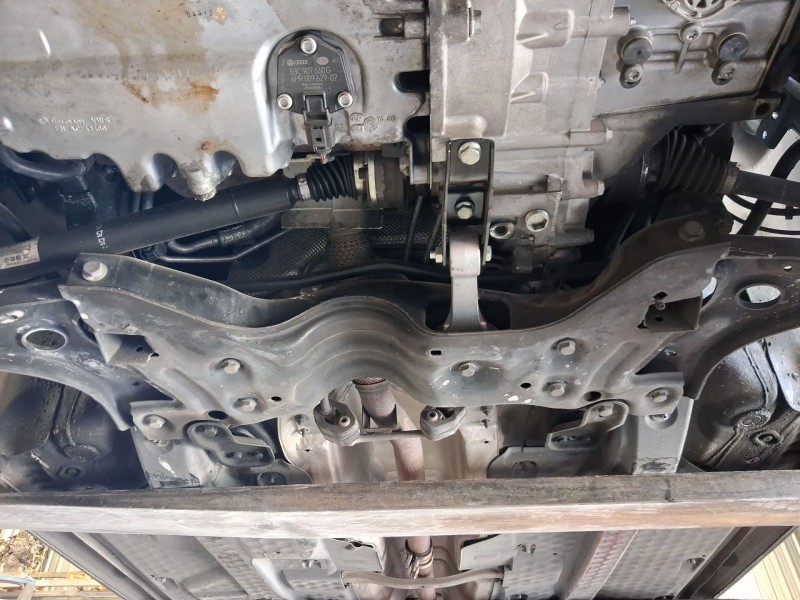 Recambio de puente delantero para volkswagen polo v (6r1, 6c1) 1.6 tdi referencia OEM IAM 6C0199315  