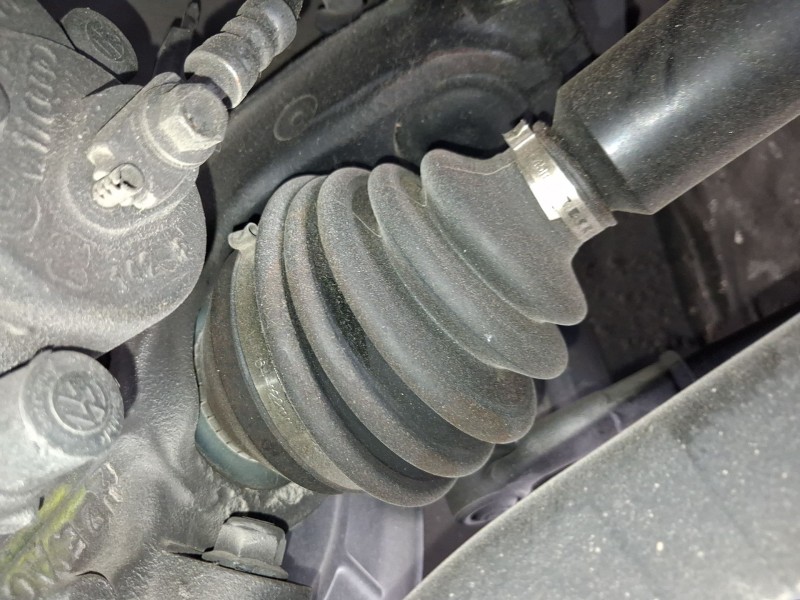 Recambio de transmision delantera derecha para volkswagen polo v (6r1, 6c1) 1.6 tdi referencia OEM IAM 6R0407762A  