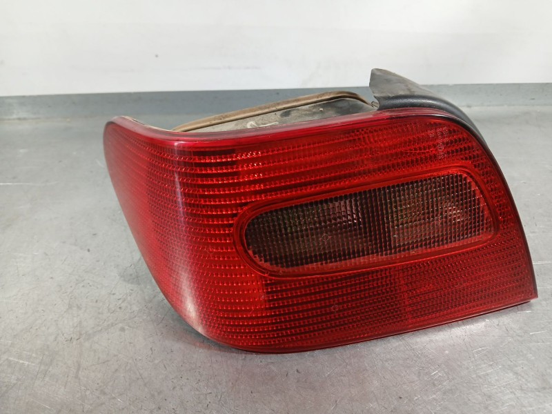 Recambio de piloto trasero izquierdo para citroën xsara (n1) 1.6 16v referencia OEM IAM 1610728880  