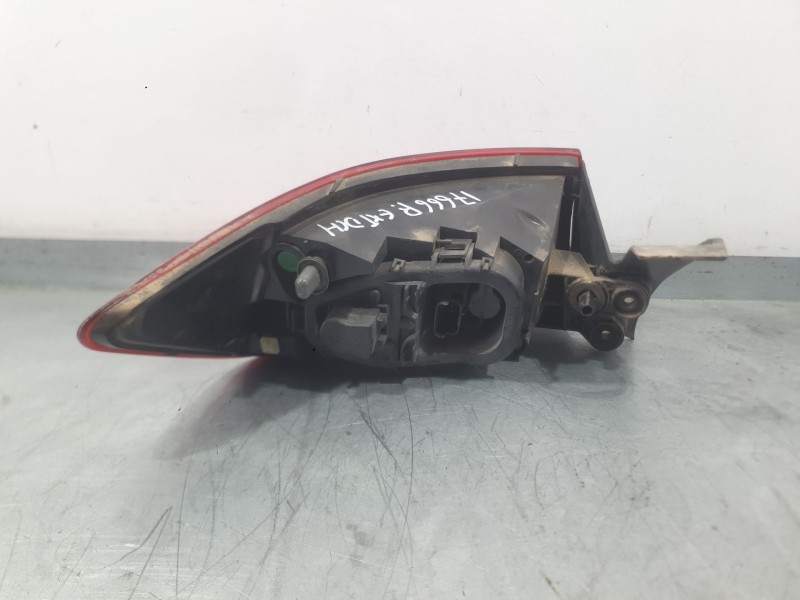 Recambio de piloto trasero derecho exterior para renault clio iv (bh_) 0.9 tce 90 referencia OEM IAM 265502631R  