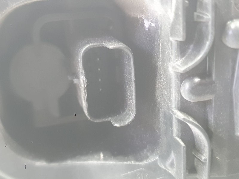 Recambio de piloto trasero derecho exterior para renault clio iv (bh_) 0.9 tce 90 referencia OEM IAM 265502631R  