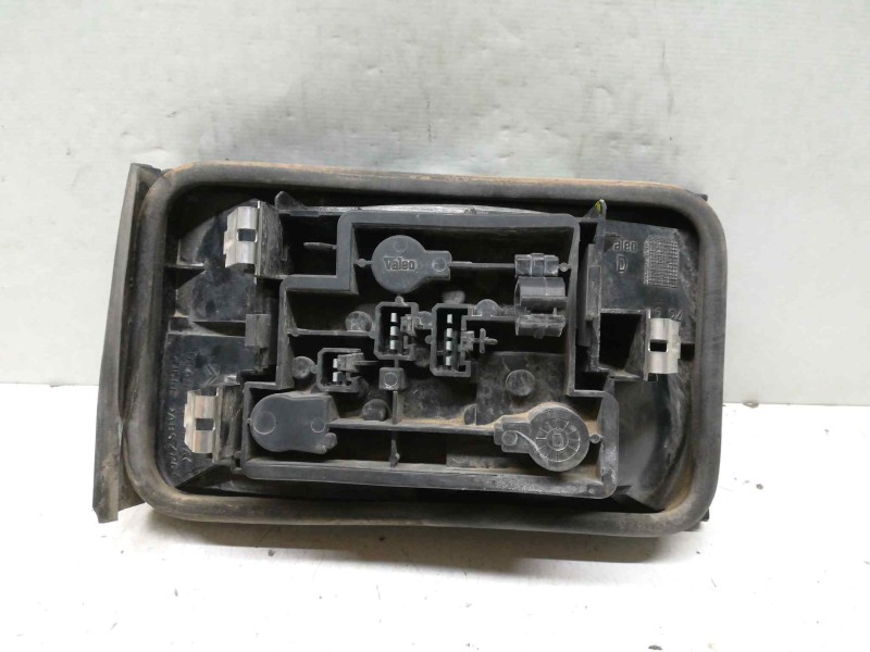 Recambio de piloto trasero derecho para citroën xantia berlina 1.6 referencia OEM IAM   INTERIOR