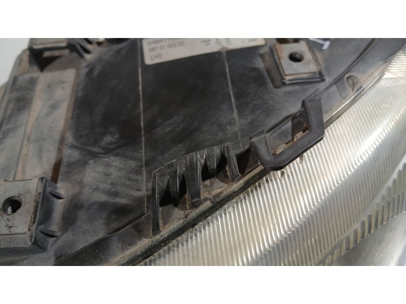 Recambio de faro izquierdo para chrysler voyager iv (rg, rs) 2.4 referencia OEM IAM 04857703AB  