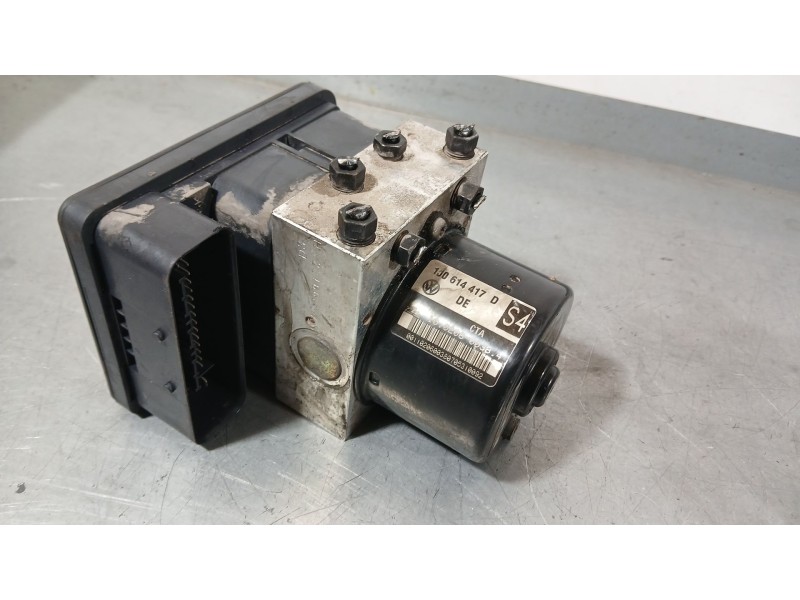 Recambio de abs para seat leon (1m1) 1.9 tdi referencia OEM IAM 1J0698117D  