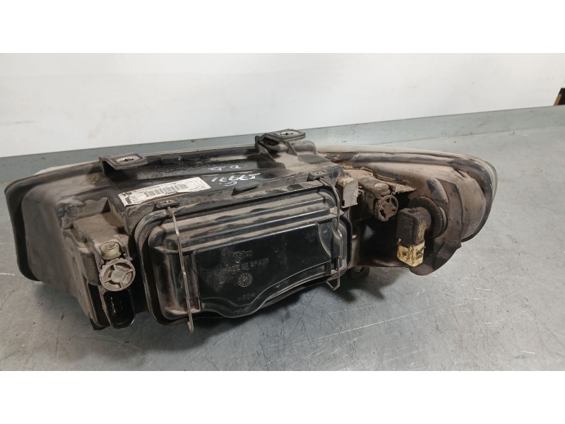 Recambio de faro derecho para seat leon (1m1) 1.9 tdi referencia OEM IAM 1M1941016  