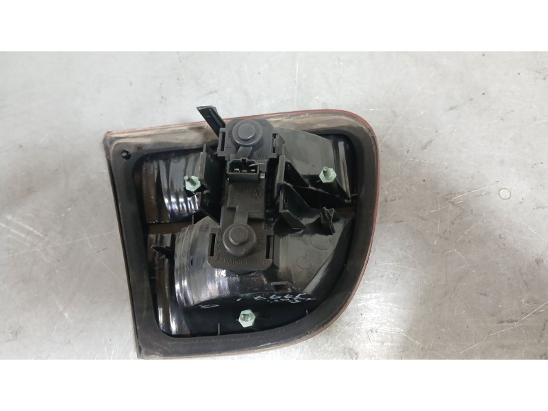Recambio de piloto trasero derecho interior para seat leon (1m1) 1.9 tdi referencia OEM IAM 1M6945108FKZ  