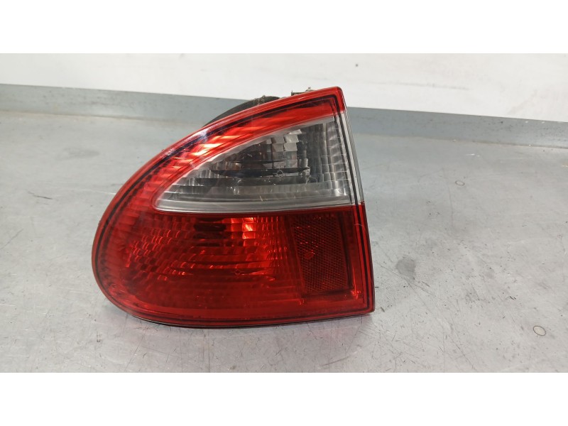 Recambio de piloto trasero izquierdo exterior para seat leon (1m1) 1.9 tdi referencia OEM IAM 1M6945111FKZ  