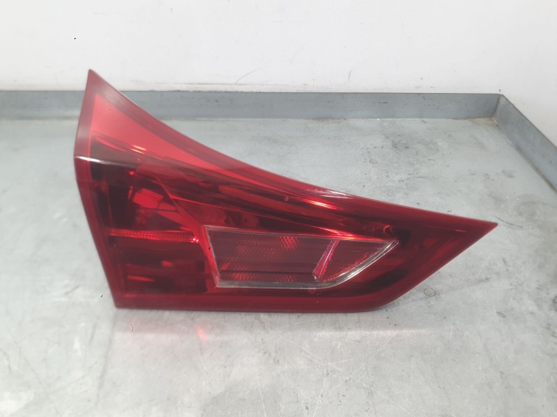 Recambio de piloto trasero izquierdo interior para toyota auris (_e18_) 1.4 d-4d (nde180_) referencia OEM IAM 8159102450  
