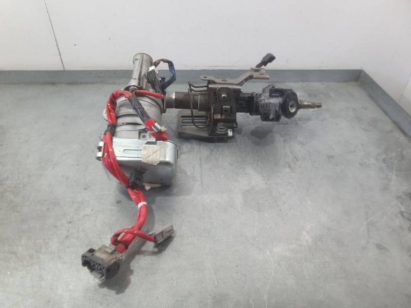 Recambio de columna direccion para toyota auris (_e18_) 1.4 d-4d (nde180_) referencia OEM IAM 4520A02113  