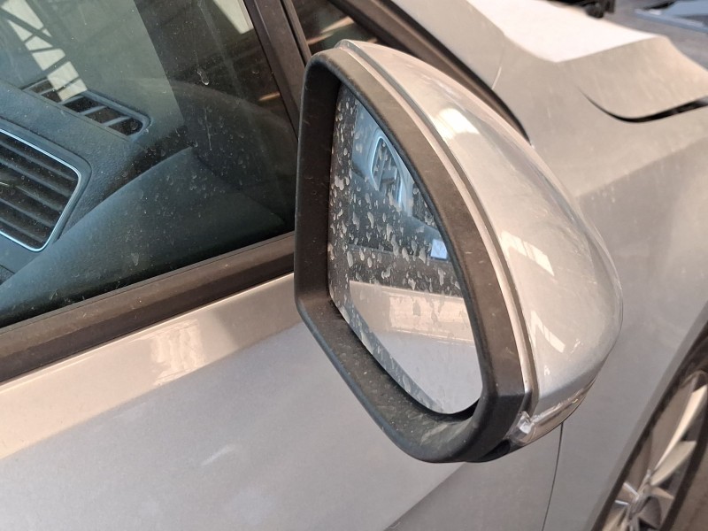 Recambio de retrovisor derecho para volkswagen golf vii (5g1, bq1, be1, be2) 1.6 tdi referencia OEM IAM 5G1857508CL ELÉCTRICO 