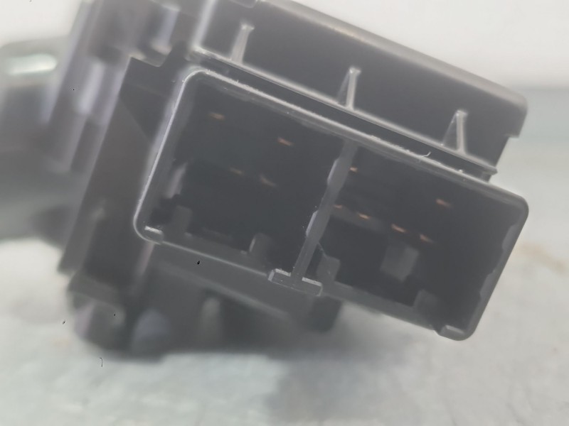 Recambio de mando limpia para toyota auris (_e18_) 1.4 d-4d (nde180_) referencia OEM IAM   