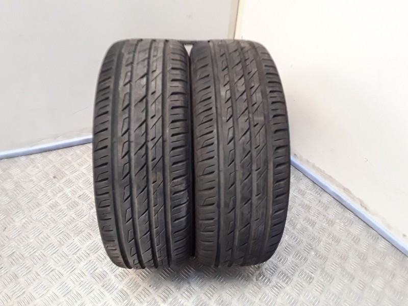 Recambio de neumatico pareja para neumaticos reutilizados - referencia OEM IAM 185551582V NORAUTO 185/55/15/82V