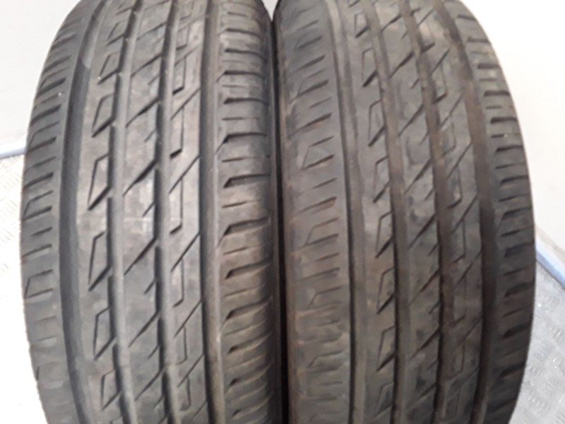 Recambio de neumatico pareja para neumaticos reutilizados - referencia OEM IAM 185551582V NORAUTO 185/55/15/82V