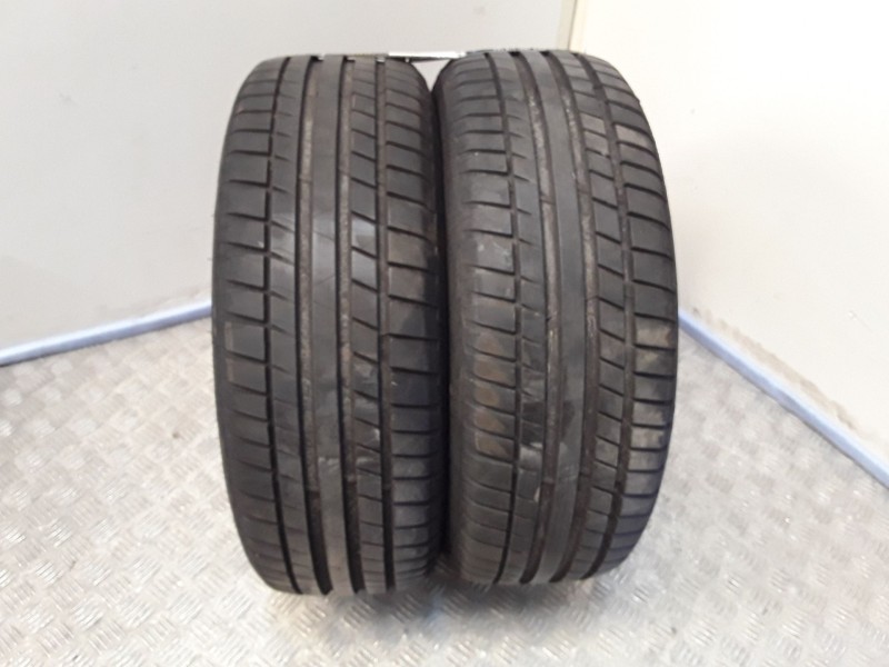 Recambio de neumatico pareja para neumaticos reutilizados - referencia OEM IAM 185551687V KORMORAN 185/55/16/87V