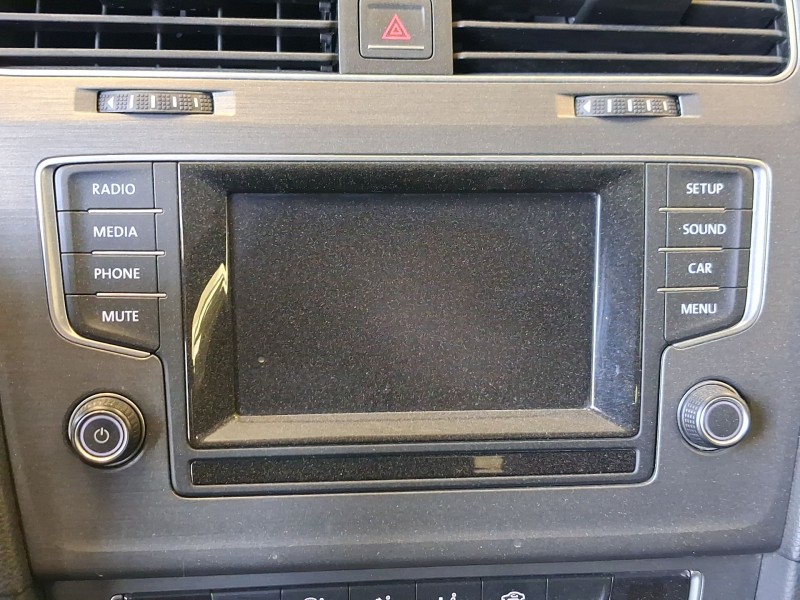 Recambio de sistema audio / radio para volkswagen golf vii (5g1, bq1, be1, be2) 1.6 tdi referencia OEM IAM   