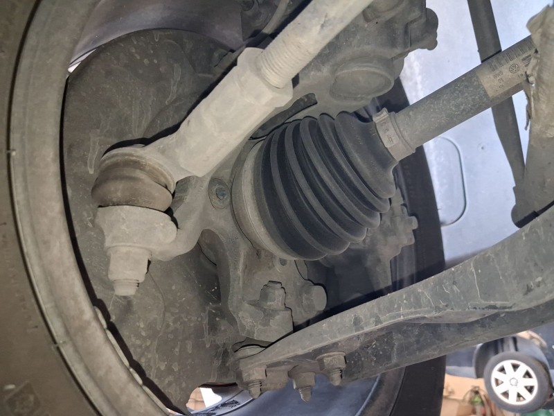 Recambio de mangueta delantera izquierda para volkswagen golf vii (5g1, bq1, be1, be2) 1.6 tdi referencia OEM IAM 5WA407255  