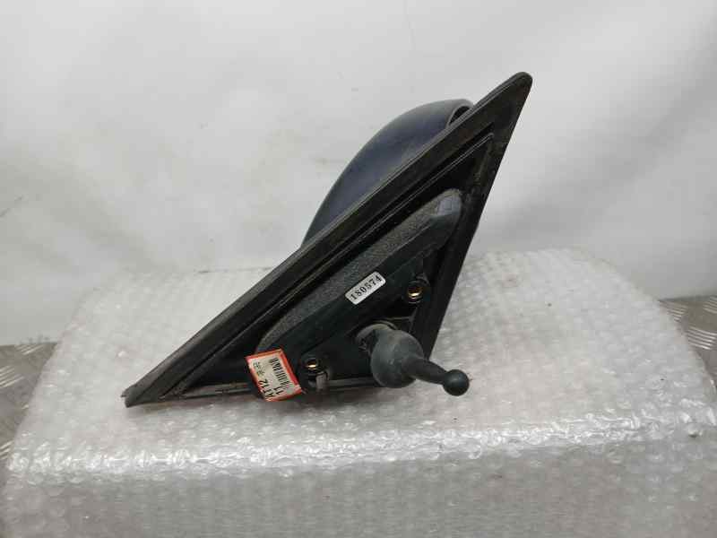 Recambio de retrovisor derecho para hyundai accent (lc) gl 5p referencia OEM IAM 12188  C/ MANDO Y TOCADO