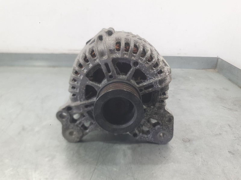 Recambio de alternador para volkswagen polo v (6r1, 6c1) 1.4 (6r1) referencia OEM IAM 036903024H  