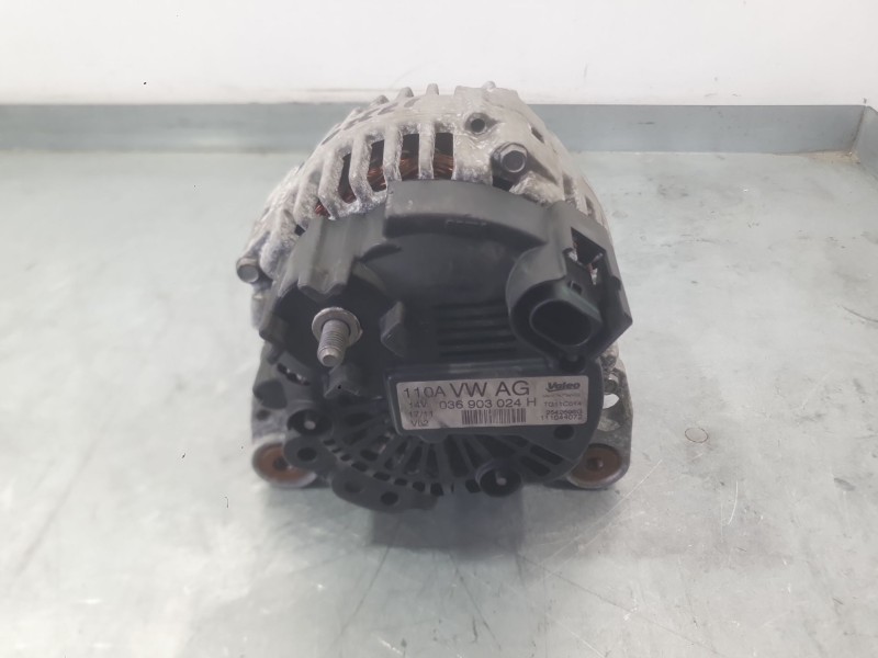 Recambio de alternador para volkswagen polo v (6r1, 6c1) 1.4 (6r1) referencia OEM IAM 036903024H  