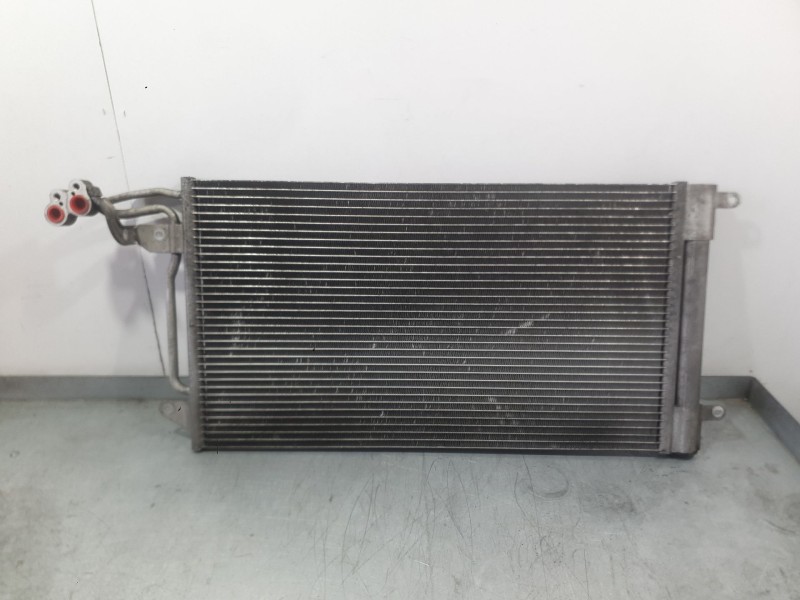 Recambio de condensador / radiador aire acondicionado para volkswagen polo v (6r1, 6c1) 1.4 (6r1) referencia OEM IAM 6R0820411Q 