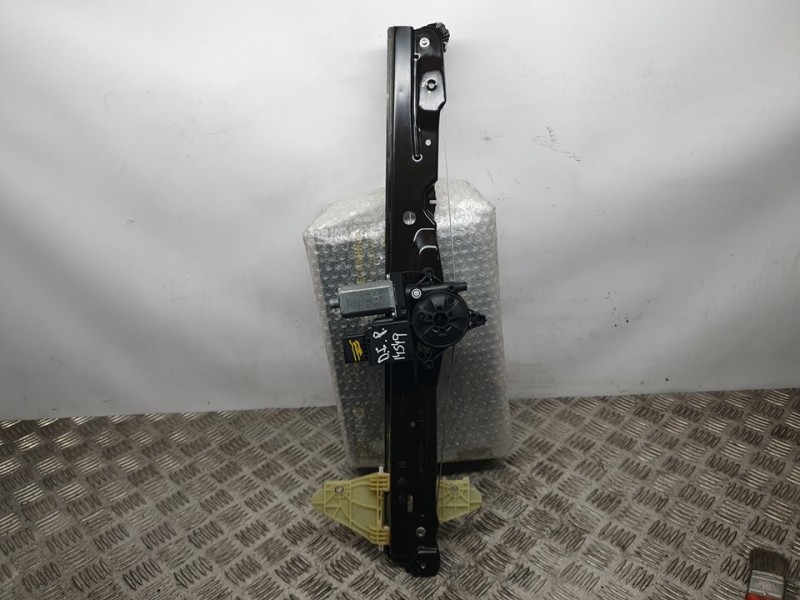 Recambio de elevalunas delantero izquierdo para peugeot traveller autobus referencia OEM IAM 9829889780  ELECTRICO