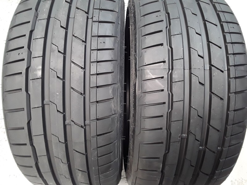 Recambio de neumatico pareja para neumaticos nuevos - referencia OEM IAM 225401892Y HANKOOK 225/40/18/92Y