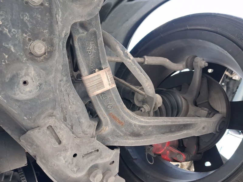 Recambio de brazo suspension inferior delantero derecho para fiat 500 (312_) 0.9 (312axm1b) referencia OEM IAM 51857022  