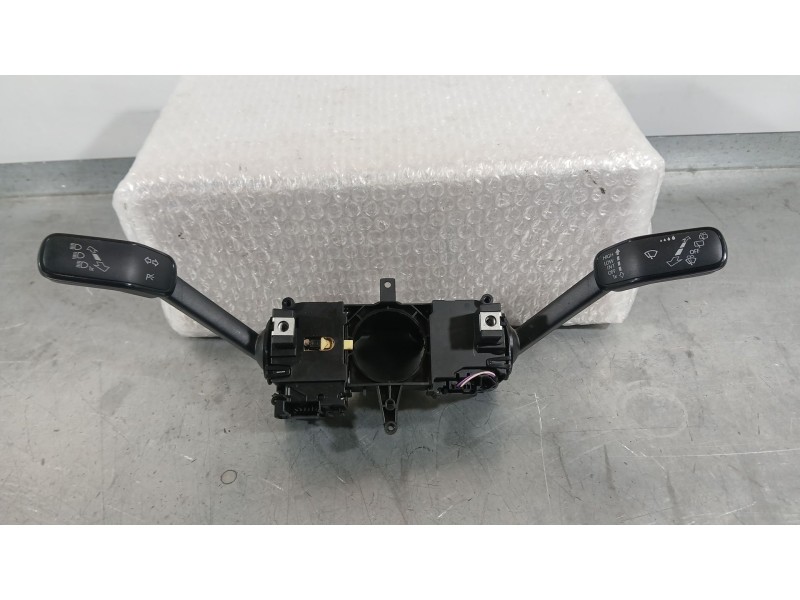 Recambio de mando luces y limpia para seat arona (kj7, kjp) 1.0 tsi referencia OEM IAM 2Q0953513ACIGI  