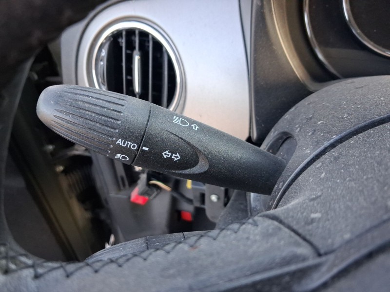 Recambio de mando luces y limpia para fiat 500 (312_) 0.9 (312axm1b) referencia OEM IAM 735674701  