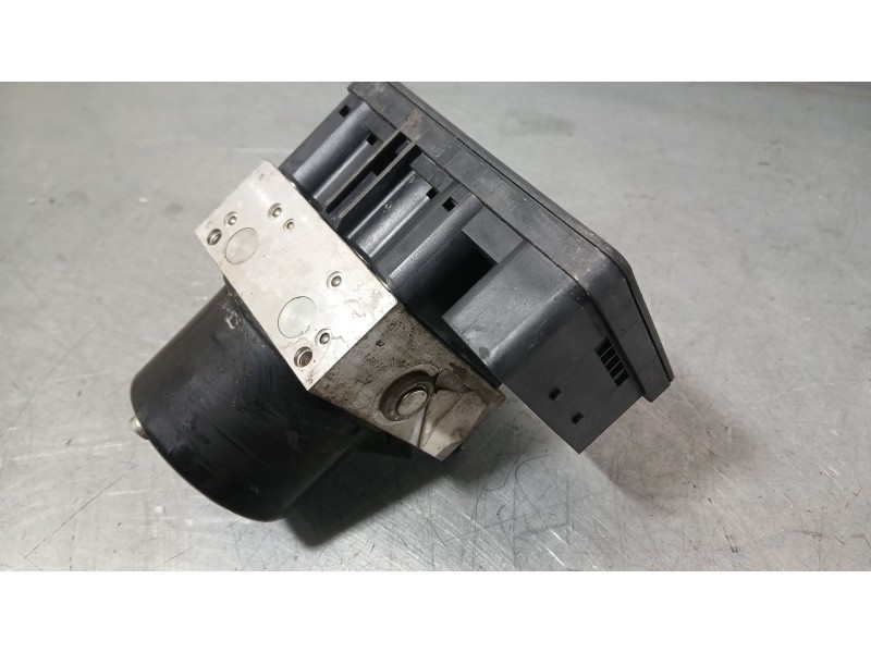 Recambio de abs para ford focus ii (da_, hcp, dp) 1.6 tdci referencia OEM IAM 8M512C405FA  