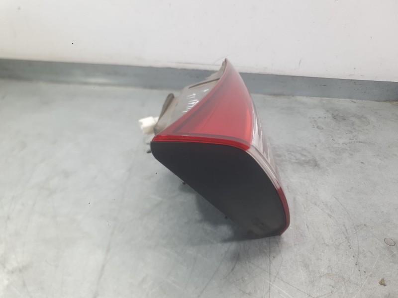 Recambio de piloto trasero izquierdo interior para hyundai i30 (gd) 1.6 crdi referencia OEM IAM 92404A5010  