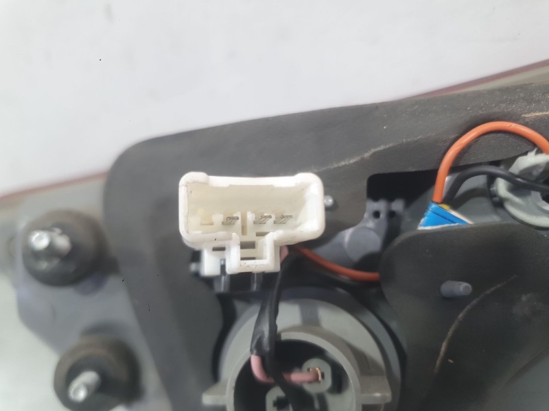 Recambio de piloto trasero izquierdo interior para hyundai i30 (gd) 1.6 crdi referencia OEM IAM 92404A5010  