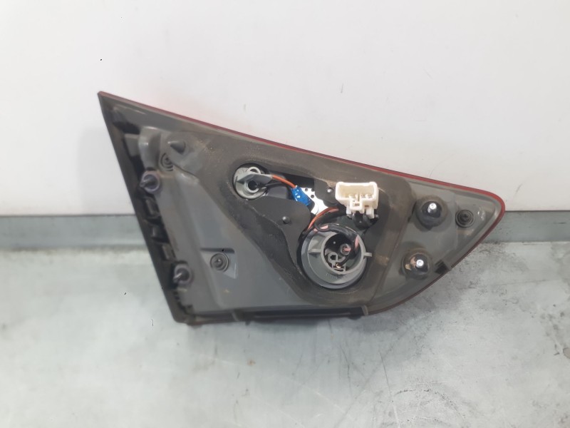 Recambio de piloto trasero derecho interior para hyundai i30 (gd) 1.6 crdi referencia OEM IAM 92404A5010  
